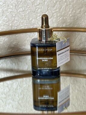 Brand New!! NWT | SAND+FOG Marshmallow Skies Eau De Perfume Dropper